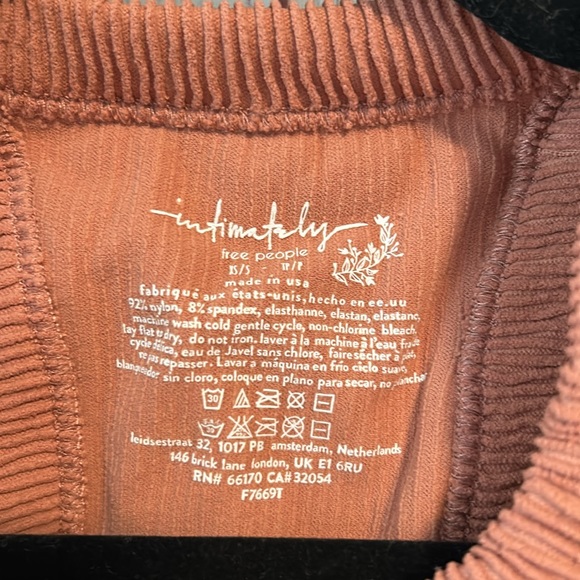 NWOT Intimately free people ribbed seamless tank - Picture 9 of 10